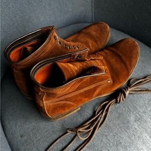 Men's Lavarato A Mano Luxury Boots Brown Suede Boots - US 9 - Made in Italy